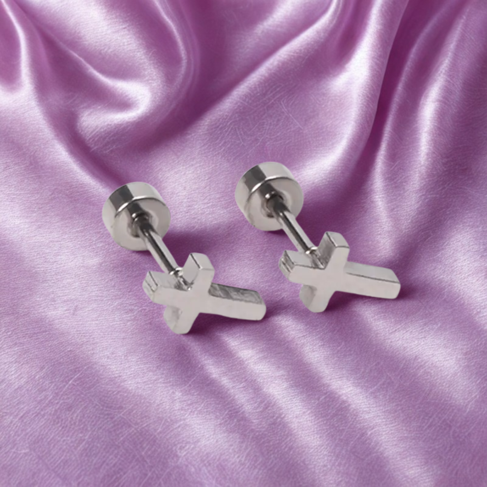 Boucles d'oreilles clous croix argent